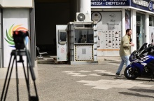 Το Αστυνομικό Τμήμα έξω από το οποίο έγινε η γυναικοκτονία με θύμα 28χρονη στους Αγίους Αναργύρους