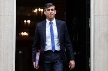 Βρετανία: Δημοσκόπηση προβλέπει βαριά ήττα για τους Συντηρητικούς στις προσεχείς βουλευτικές εκλογές - Οι Εργατικοί θα εξασφαλίσουν περισσότερες από 400 έδρες.