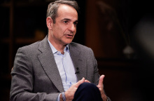 Τα λάθη και τα «λάθη» της κυβέρνησης Μητσοτάκη