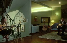 Νίκος Πορτοκάλογλου - Ιουλία Καραπατάκη: Δεν υπάρχει άλλος δρόμος