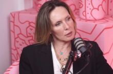 Εβελίνα Παπούλια