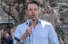 Στέφανος Κασσελάκης - Ραντεβού στα πρωϊνάδικα