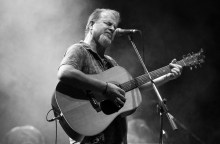 Ο Νίκος Ζιώγαλας