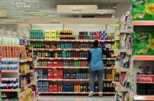 Κώστας Σκρέκας: Ο υπουργός Ανάπτυξης υπεραμύνθηκε των κυβερνητικών μέτρων κατά της ακρίβειας - «Θα τα διατηρήσουμε μέχρι να δούμε τον πληθωρισμό να μειώνεται».