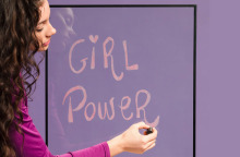 Η  ALWAYS με την καμπάνια #StopPeriodShaming