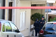 Το σπίτι του εγκλήματος στην Ηλιούπολη και από έξω αστυνομικές δυνάμεις