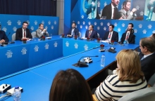 Διλλήματα Πολιτικής: Μετά τους Δελφούς