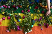 Ρωσία: Διαγωνισμός βραβείου ποίησης απαγορεύει τη συμμετοχή σε διεμφυλικά άτομα - Συνεχίζεται η καταστολή των δικαιωμάτων της κοινότητας ΛΟΑΤΚΙ.