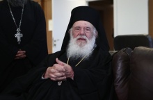 Ο Αρχιεπίσκοπος Ιερώνυμος