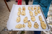 Λαζαράκια που έπλασαν τα παιδιά στο Ναύπλιο για το έθιμο το Σάββατο του Λαζάρου