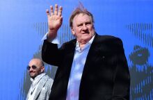 Γαλλία: Ο Ζεράρ Ντεπαρντιέ καλείται για να τεθεί υπό κράτηση και να ανακριθεί σχετικά με δύο κατηγορίες για σεξουαλικές επιθέσεις.