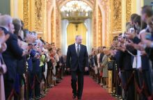 Ρωσία: Το Παρίσι στέλνει απεσταλμένο για την ορκωμοσία του Πούτιν, ενώ το Βερολίνο μποϊκοτάρει - Το Κίεβο καλεί τους συμμάχους να μην τον αναγνωρίσουν.