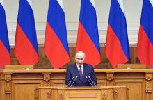 Ρωσία: Ο πρόεδρος Πούτιν ζήτησε τη διεξαγωγή στρατιωτικών γυμνασίων που θα περιλαμβάνουν εξάσκηση στη χρήση τακτικών πυρηνικών όπλων.