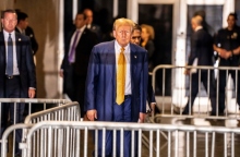 Η Στόρμι Ντάνιελς καταθέτει απέναντι στον Τραμπ σήμερα