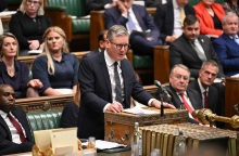 Βρετανία: Προβάδισμα 30 μονάδων έχουν οι Εργατικοί έναντι των Συντηρητικών του Ρίσι Σούνακ, σύμφωνα με δημοσκόπηση της YouGov για τους Times.