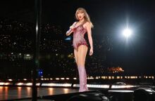 Τέιλορ Σουίφτ: Προσέλκυσε 180.000 θεατές σε τέσσερις συναυλίες στο Παρίσι - Ξεκίνησε η ευρωπαϊκή περιοδεία της - Οι προορισμοί που θα επισκεφθεί. 