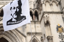 Ο Τζούλιαν Ασάνζ μπορεί να ασκήσει έφεση κατά της έκδοσης στις ΗΠΑ