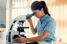 Επιστήμονες ανακαλύπτουν πρωτεΐνες του αίματος που μπορούν να προειδοποιήσουν για καρκίνο χρόνια πριν από τη διάγνωση - Τι αναφέρουν οι δύο μελέτες.