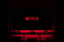 Οθόνη που δείχνει το λογότυπο του Netflix