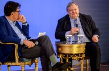 «Η καμπύλη της Μεταπολίτευσης (1974-2024)»: Η συζήτηση Ευάγγελου Βενιζέλου - Αλέξη Παπαχελά στο συνέδριο του Κύκλου Ιδεών