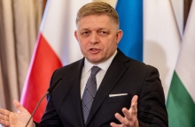 Σλοβακία: Δεν κινδυνεύει πλέον η ζωή του Φίτσο μετά την επίθεση