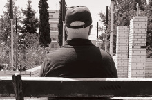 «Αόρατοι άνθρωποι – Μαθήματα ζωής από τον άστεγο Μιχάλη Σαμόλη», εκδόσεις Παπαδόπουλος