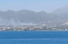 Φωτιά στην Πάτρα: Εκκενώθηκαν 2 σχολεία στην περιοχή Πλατάνι 