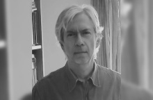 Οι «Παράλογοι συνήθεις πόθοι» του Θόδωρου Σούμα