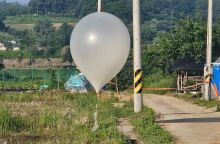 Η Βόρεια Κορέα κατηγορείται ότι έστειλε μπαλόνια που μετέφεραν σκουπίδια και περιττώματα στη Νότια Κορέα - Είχε προειδοποιήσει ο Κιμ Γιονγκ Ουν.