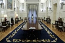 Υπουργείο Εξωτερικών: Καταδικάζει τις επιθέσεις κατά αμάχων στη Ράφα και τονίζει σε ανακοίνωσή του την ανάγκη για άμεση κατάπαυση του πυρός.