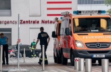 Άνδρας επιτέθηκε με μαχαίρι στη Γερμανία σε ακροδεξιό πολιτικό 