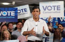 Βρετανία: Οι Τόρις λένε ότι θα χαρακτηρίζουν φύλο μόνο το βιολογικό φύλο για να τερματιστεί η «σύγχυση» - Πολιτική αντιπαράθεση για τον Νόμο Περί Ισότητας.