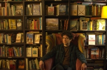 Ο Χρυσόστομος Τσαπραΐλης μιλάει για το νέο του βιβλίο «De Mysteriis» και το black metal