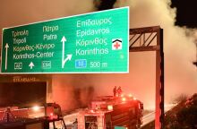 Ανατροπή βυτιοφόρου στον Ισθμό