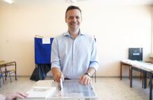 Ευρωεκλογές 2024: Ψήφισε ο δήμαρχος Αθηναίων Χάρης Δούκας