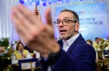 Ευρωεκλογές 2024 - Αυστρία: Έτοιμη για ιστορική νίκη η ακροδεξιά - Προηγείται στις δημοσκοπήσεις το Κόμμα της Ελευθερίας (FPÖ) του Χέρμπερτ Κικλ