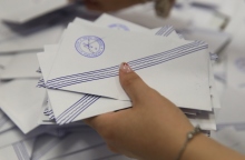 Ευρωεκλογές 2024: Τι δείχνει το exit poll στο 100% από την ΕΡΤ