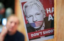 Τζούλιαν Ασάνζ: Η έφεση του ιδρυτή του WikiLeaks κατά της έκδοσής του στις ΗΠΑ θα εξεταστεί τον επόμενο μήνα - Κατηγορείται για τη διαρροή απόρρητων εγγράφων.