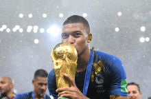 Κιλιάν Εμπαπέ: Ένας «βασιλιάς» στη «βασίλισσα»