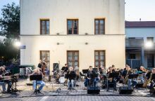 Χάρης Δούκας: Να κάνουμε κάθε γειτονιά της Αθήνας κυψέλη πολιτισμού - Φεστιβάλ «Καλοκαίρι στην Αθήνα» 2024 - 79 εκδηλώσεις με ελεύθερη είσοδο για όλους.