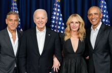 Τζο Μπάιντεν: Συγκέντρωσε πάνω από 30 εκατ. δολάρια σε εκδήλωση στο Λος Άντζελες - Στη σκηνή του Peacock Theater Μπαράκ Ομπάμα, Τζορτζ Κλούνεϊ, Τζούλια Ρόμπερτς