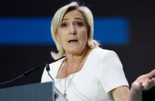 Γαλλία - Μαρίν Λεπέν: Το «ισλαμοαριστερίστικο μπλοκ» είναι ο βασικός κίνδυνος που ελλοχεύει στη χώρα, σύμφωνα με την επικεφαλής της ακροδεξιάς.