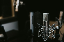 Tα 10 καλύτερα podcast παγκοσμίως (Ιούνιος 2024)