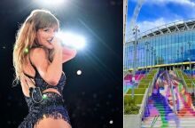 Τέιλορ Σουίφτ: Καλλιτέχνης δημιούργησε γιγάντιο γκράφιτι της Αμερικανίδας ποπ σταρ στα σκαλιά του Γουέμπλεϊ - Προσελκύει μεγάλο αριθμό θαυμαστών.