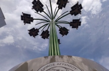 Το έξυπνο ηλιακό δέντρο στον Δήμο Αγρινίου 