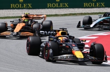 Βαρκελώνη: Ο Ράσελ ανέδειξε νικητή τον Φερστάπεν