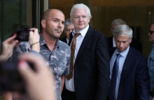 Τζούλιαν Ασάνζ: Το τέλος ενός δικαστικού αγώνα 14 ετών