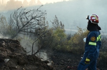 Φωτιά: Εκτροπές κυκλοφορίας στον δήμο Διονύσου, Σταμάτα και Κερατέα
