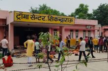 Ινδία: 116 νεκροί από ποδοπάτημα σε θρησκευτική συνάθροιση Ινδουιστών - Αξιωματούχοι εκφράζουν φόβους ότι ο αριθμός θα αυξηθεί.