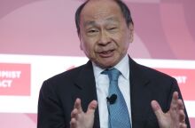 Φράνσις Φουκουγιάμα: Δίλημμα δημοκρατίας ποιος θα ρυθμίσει την τεχνητή νοημοσύνη - Η ομιλία του στο 28th Annual Economist Government Roundtable.